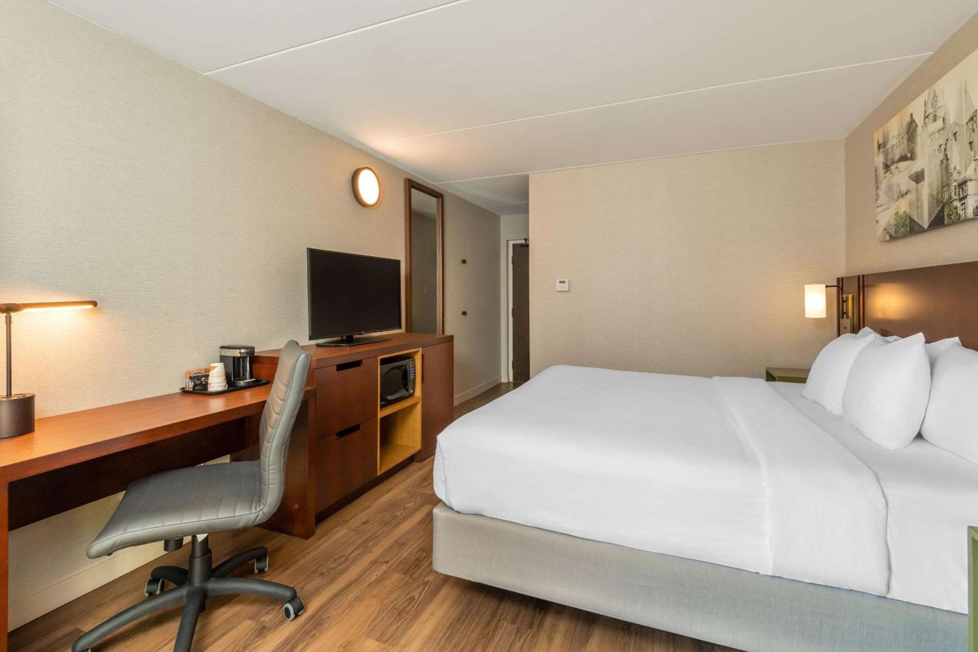 Comfort Inn Kenora Exterior photo